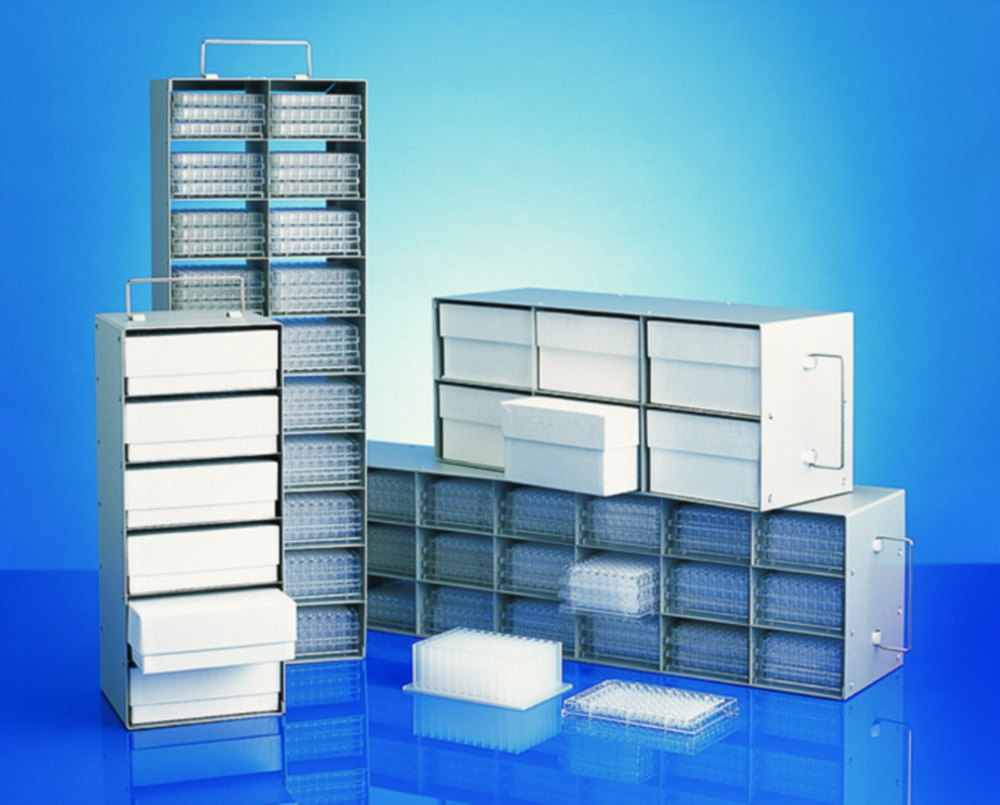 Einschübe zur Aufnahme von Boxen